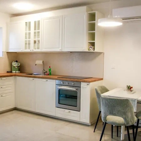 Apartment Split-Dvor Exterior photo